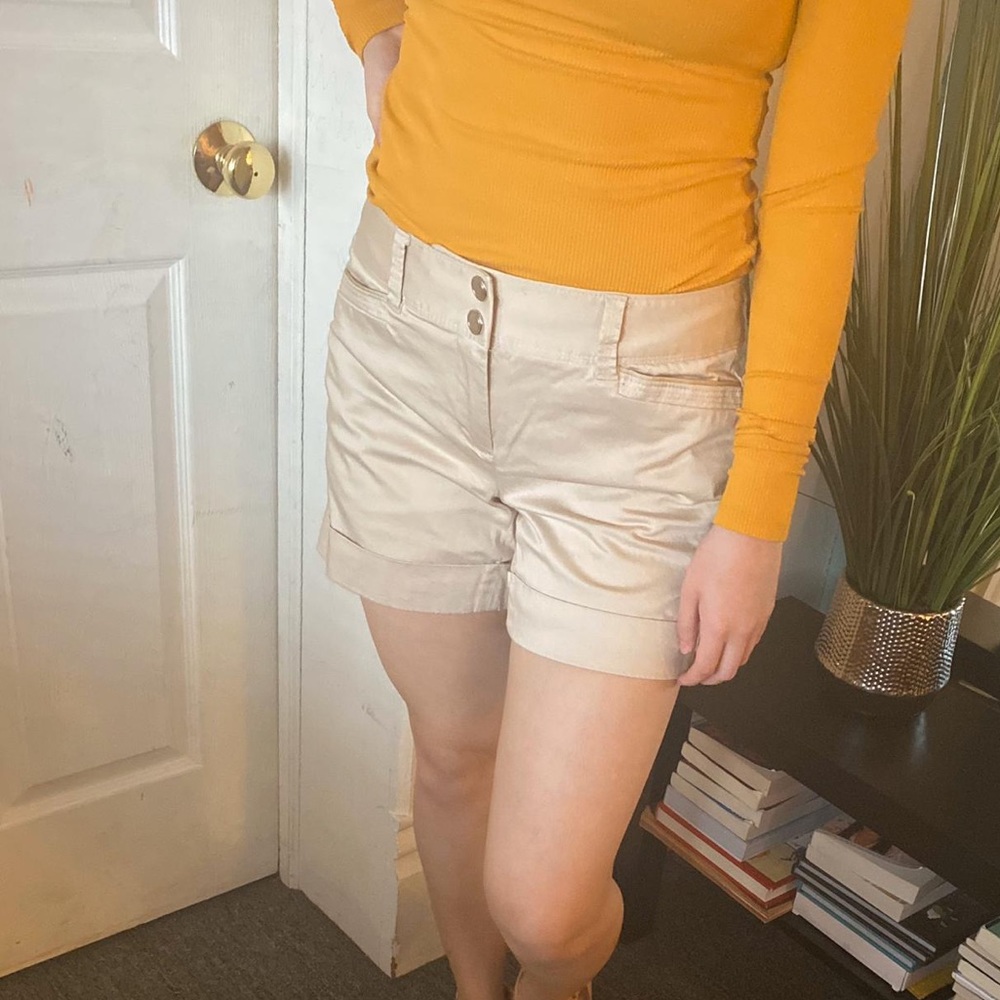 White House|Black Market Khaki Shorts
